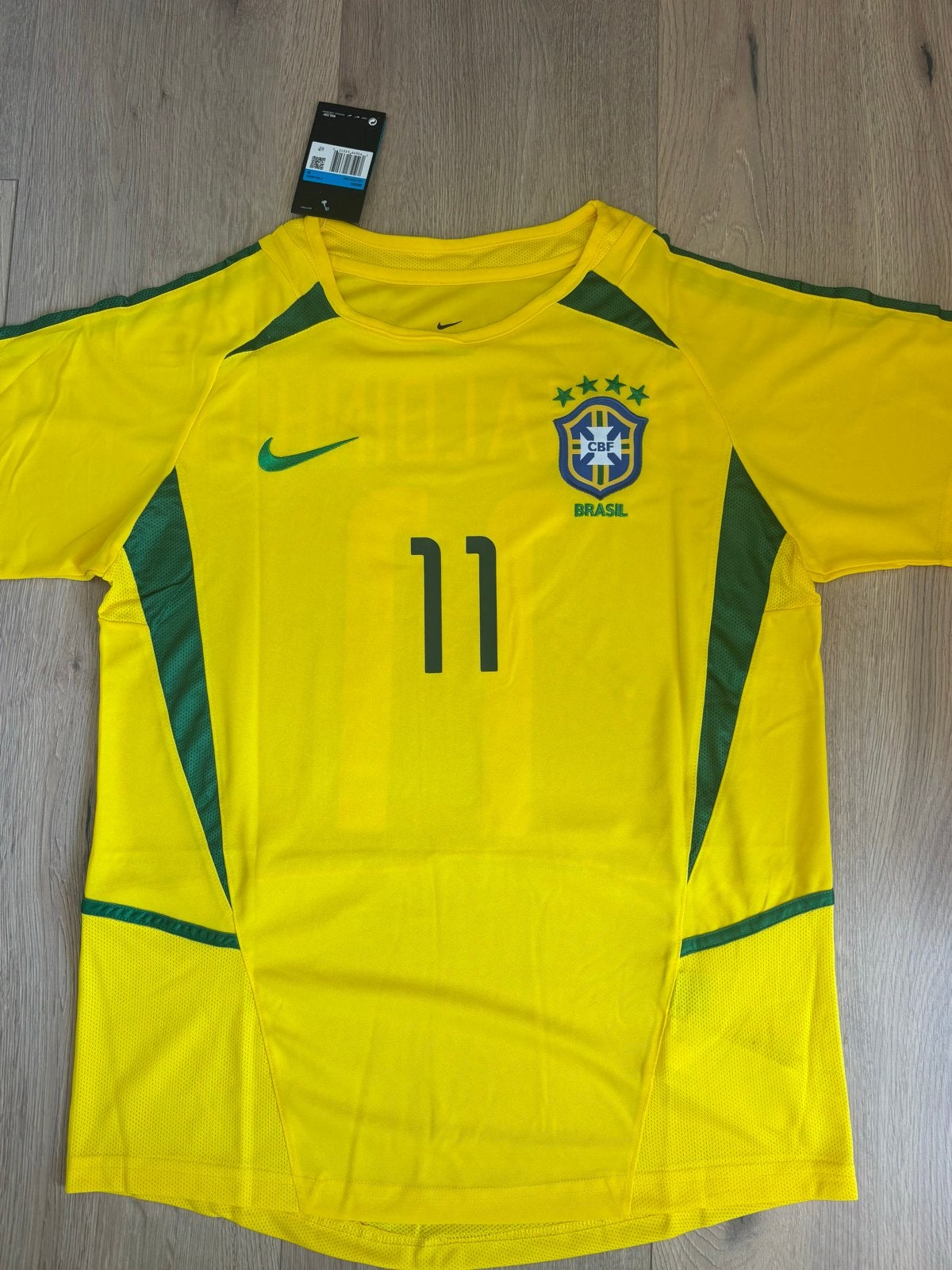 Gesigneerd Ronaldinho Brazilië Thuisshirt - Maat M, Maat 48/50 (M), Geel, Ophalen of Verzenden, Zo goed als nieuw