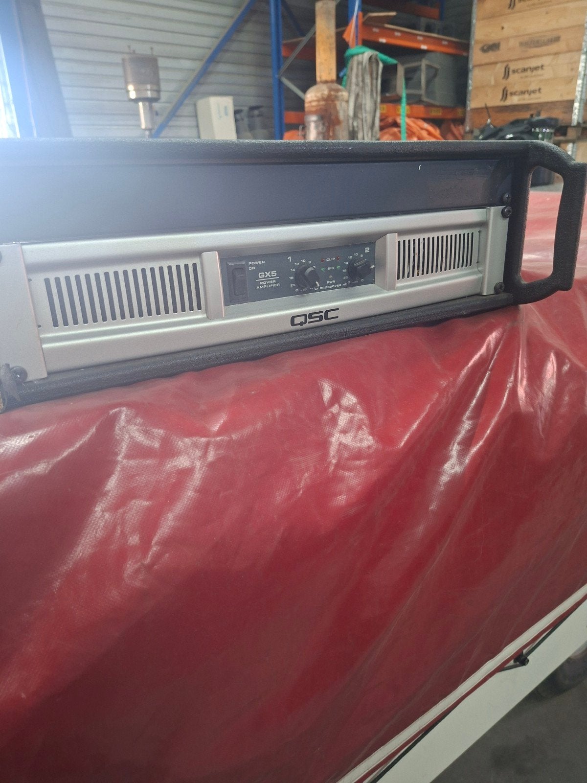 Titel: QSC GX5 Professionele Eindversterker (2x 700W), Ophalen, Beerens metaalwerken, Gebruikt, Hub.beerens@gmail.com