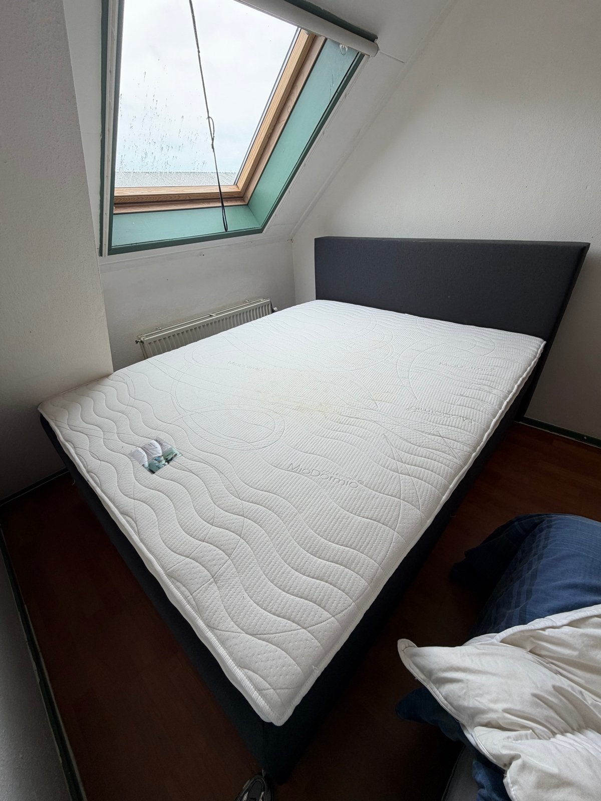 Beter bed! Boxspring Miodormio tweepersoonsbed met matras, Ophalen, Gebruikt, Zwart, Tweepersoons