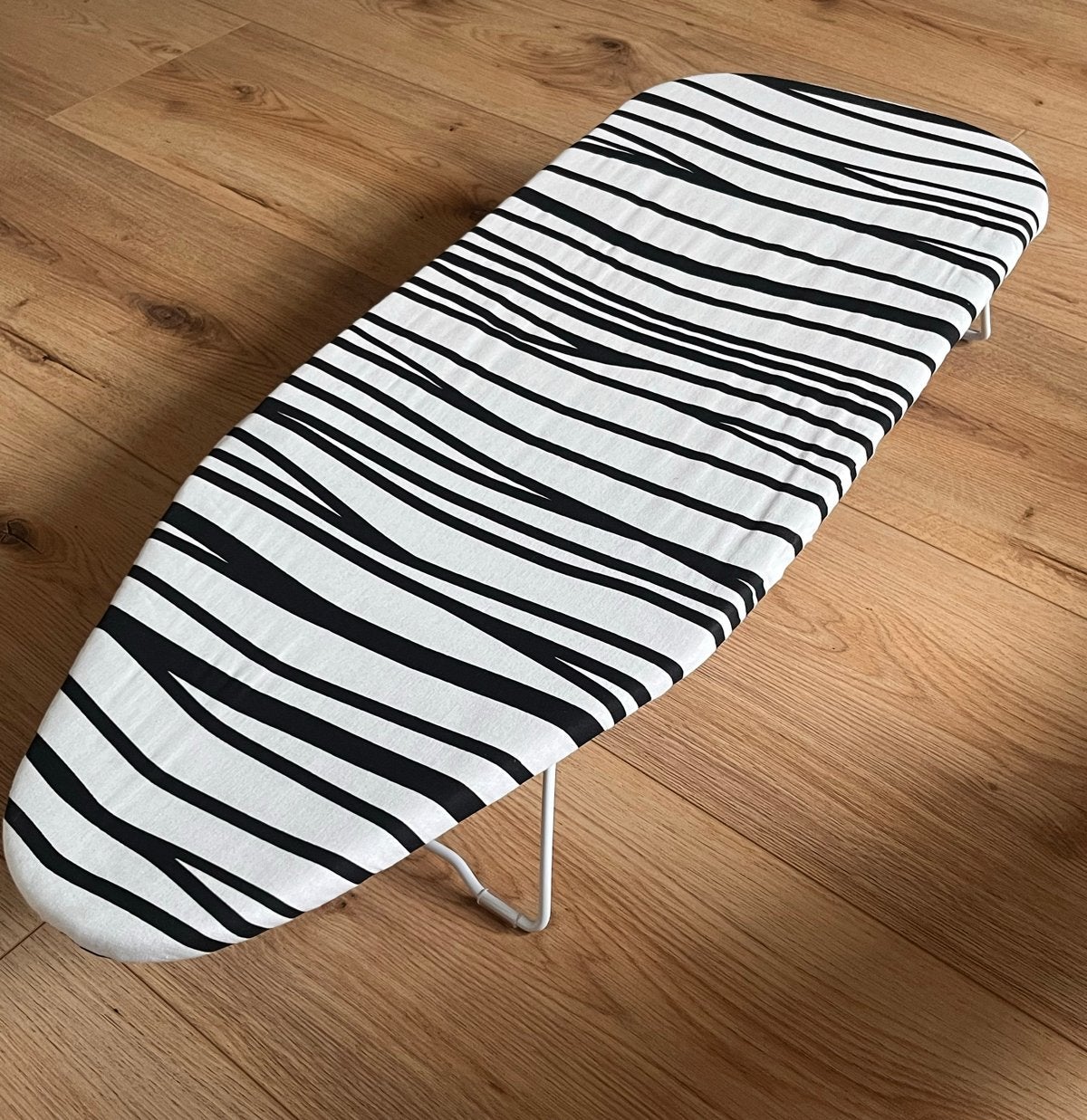 Compacte mini strijkplank met zebraprint, Ophalen, Gebruikt