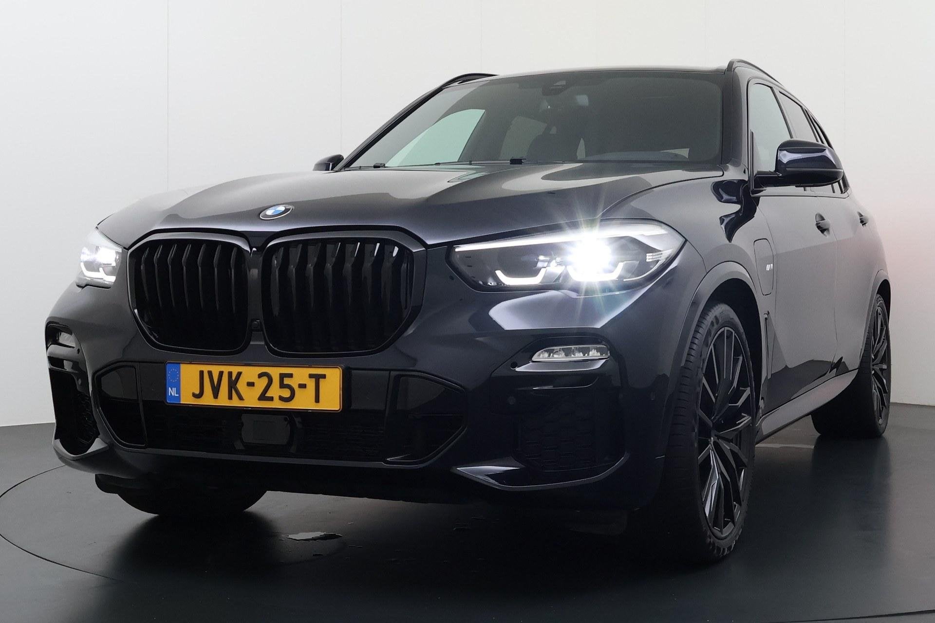BMW X5 xDrive45e High Executive M-sport Luchtvering, Dealer onderhouden, Stof, Gebruikt, 394 pk
