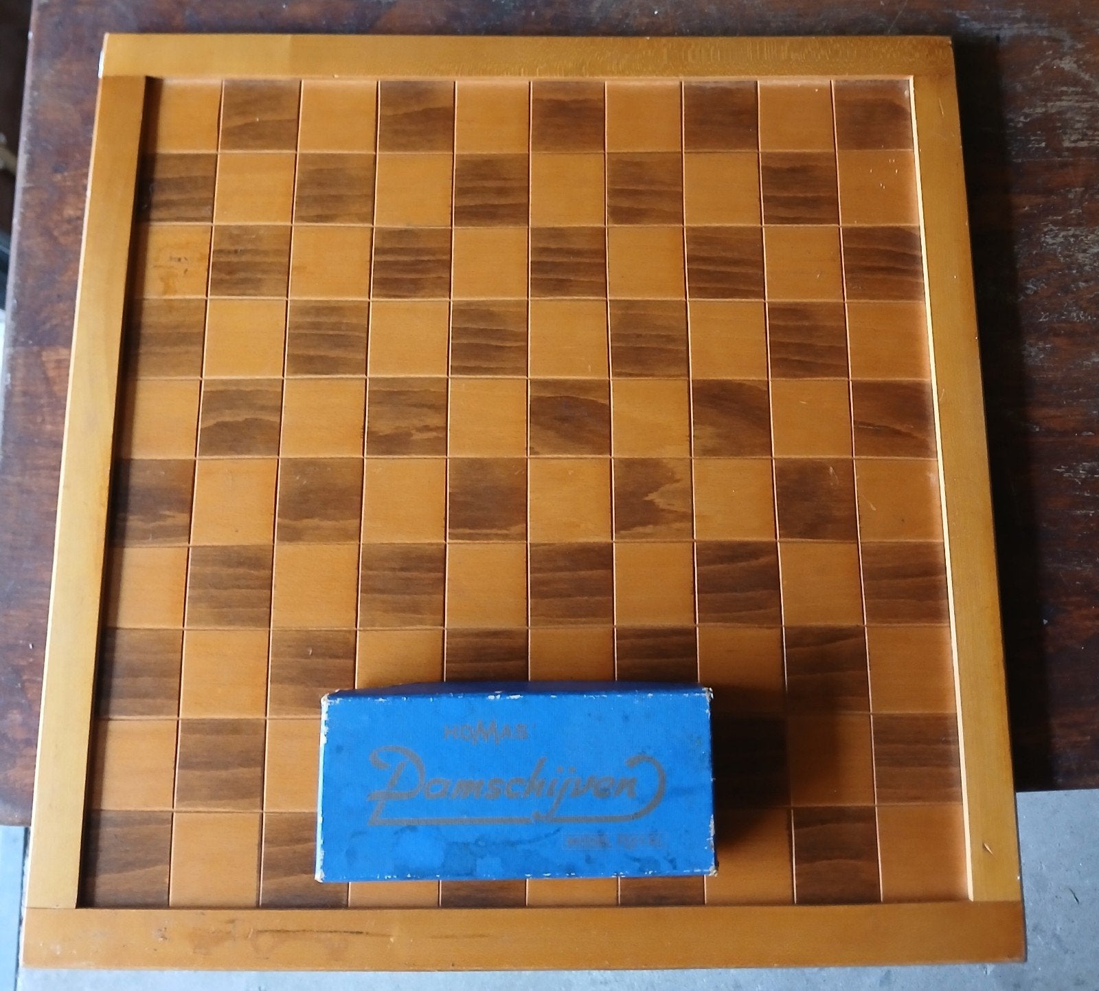 Vintage dambord met doosje met schijven, Een of twee spelers, Ophalen of Verzenden, Gebruikt, Homas Spelen