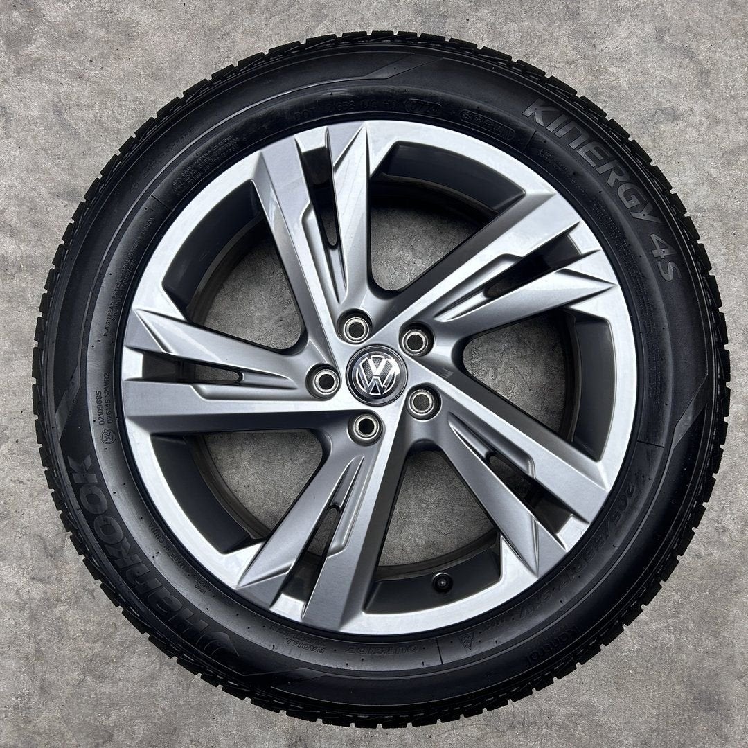 ✅17 inch Valencia velgen ☀️ of 🌦️ banden VW T-cross Taigo, Auto-onderdelen, Banden en Velgen, Gebruikt, -, -, Banden en Velgen