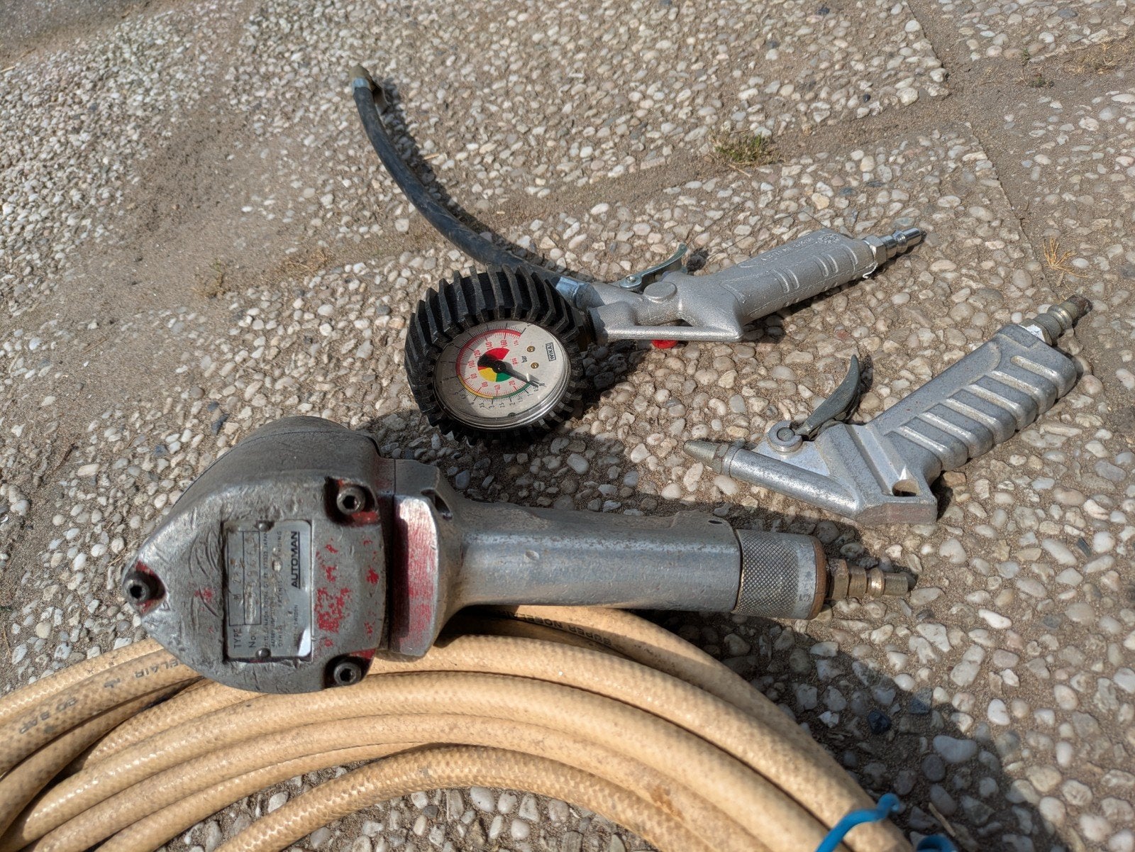 Slagmoersleutel pneumatisch compressor set, Doe-het-zelf en Verbouw, Compressors, Minder dan 25 liter, Ophalen, Minder dan 200 liter/min