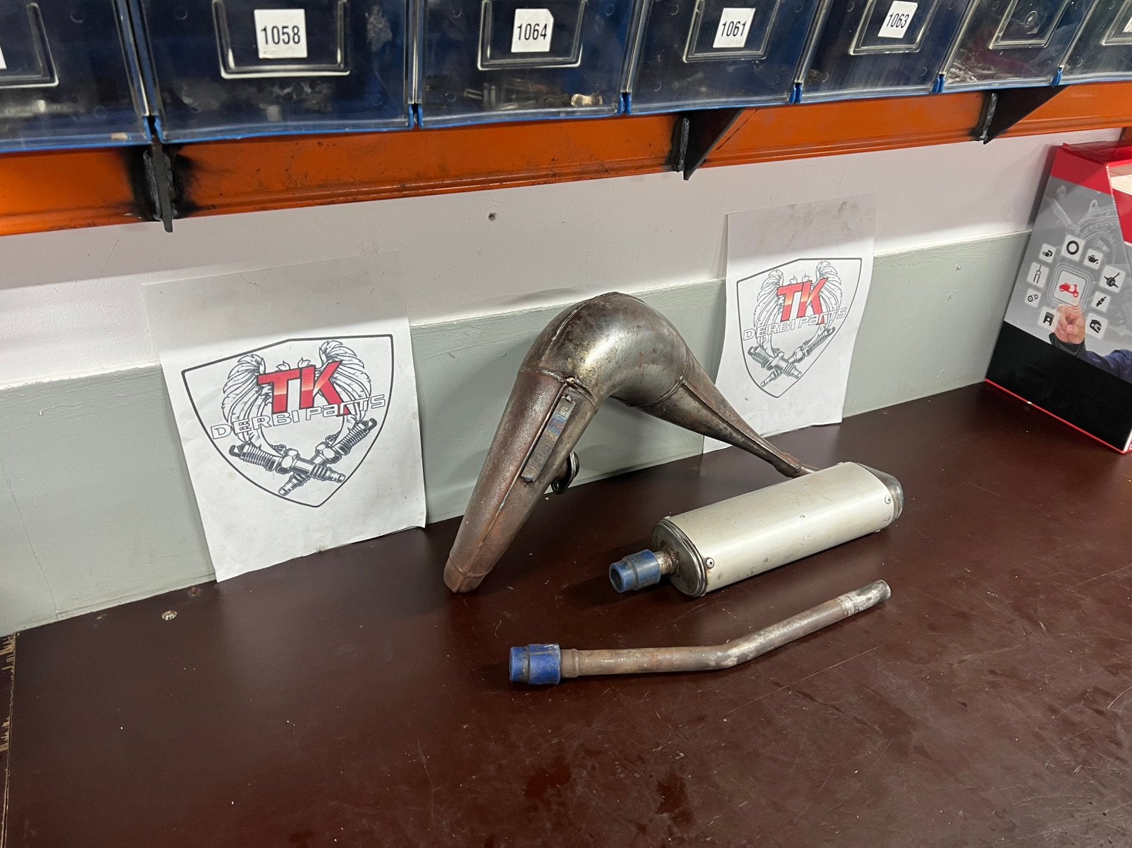 Derbi/aprilia metrakit uitlaat, Fietsen en Brommers, Gebruikt, Metrakit, Ophalen of Verzenden, Uitlaat