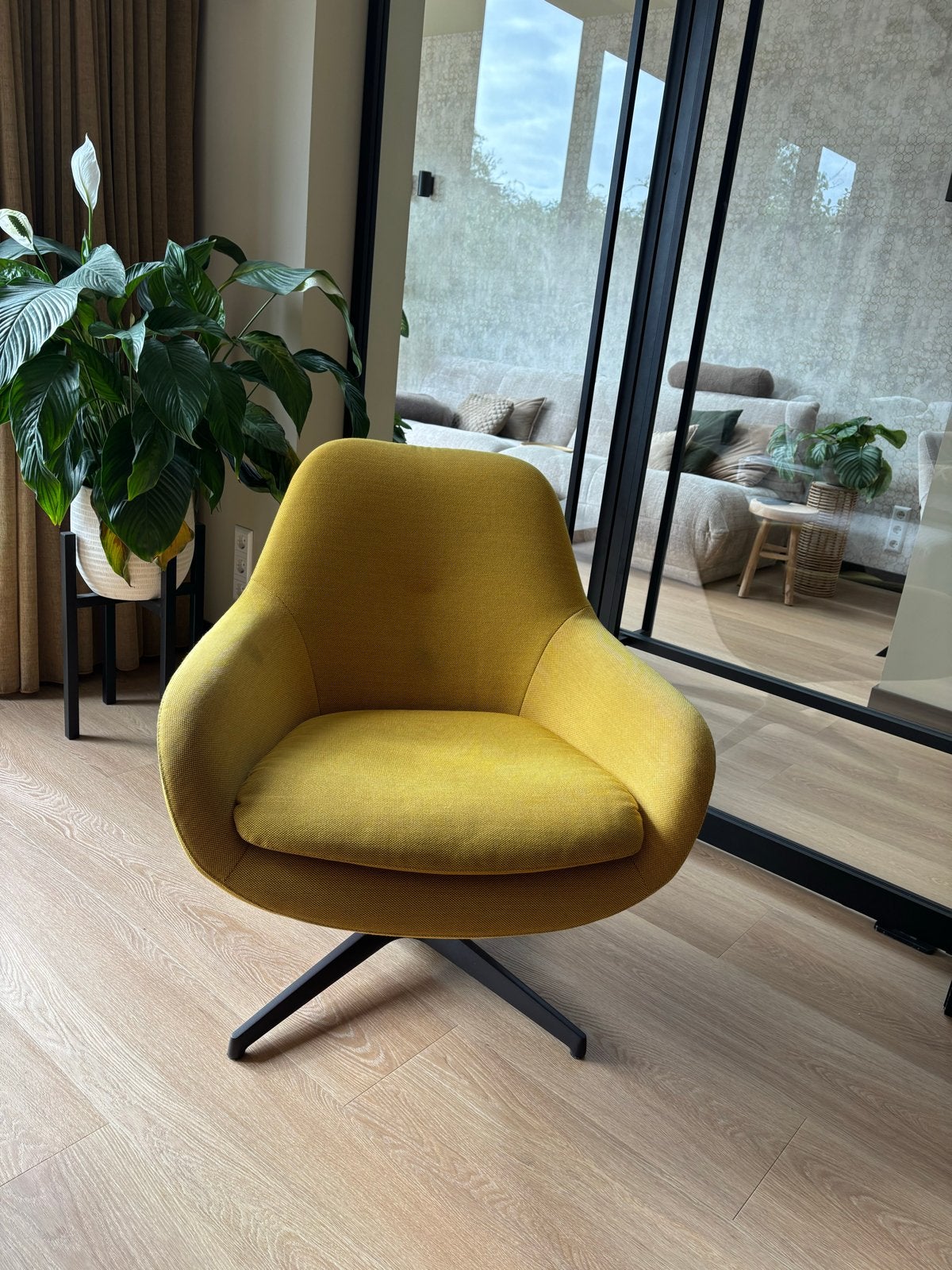 Stijlvolle Pode fauteuil - Okergeel - In hele goede staat, Huis en Inrichting, Ophalen, Overige kleuren, Zo goed als nieuw, Eén