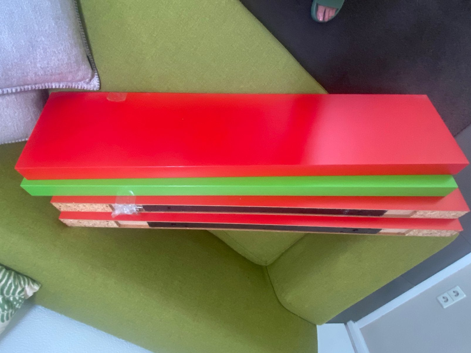 Wandplanken ikea 4 stuks, Huis en Inrichting, Woonaccessoires | Wandplanken en Boekenplanken, Ophalen, Gebruikt