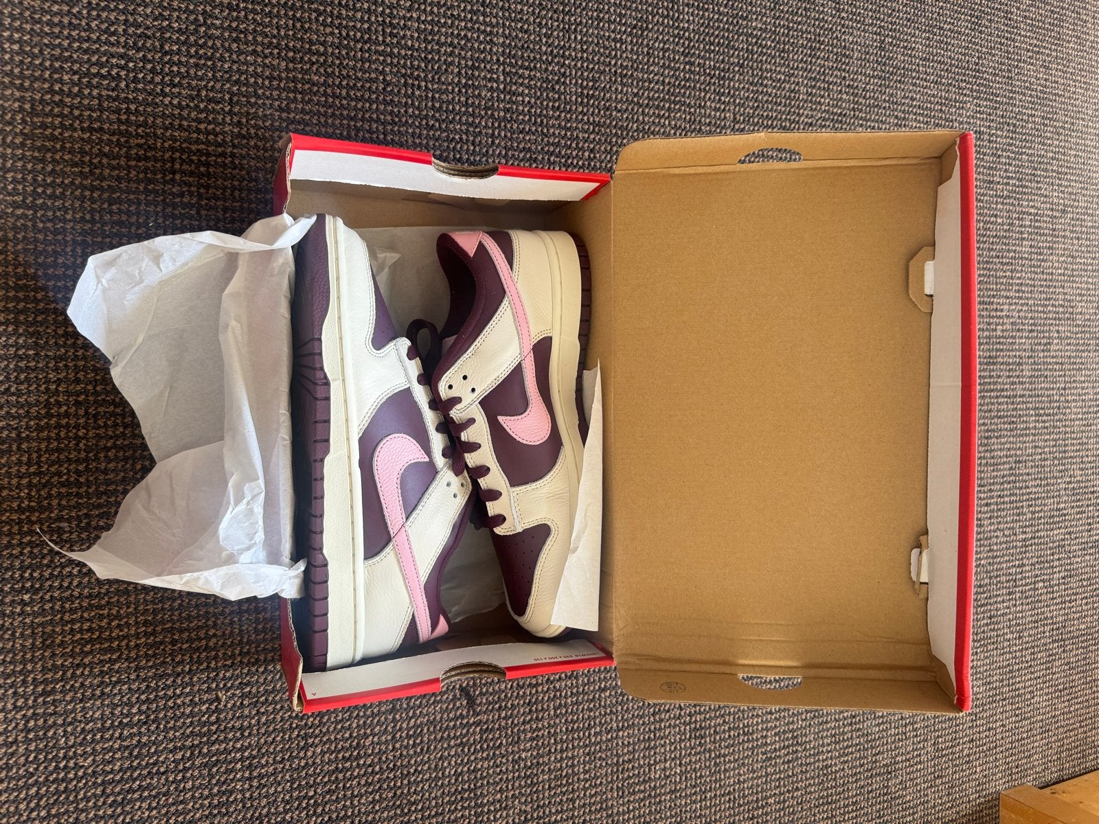 Nike Dunk Low Retro PRM - Nieuw in doos, Kleding | Heren, Schoenen, Ophalen of Verzenden, Nieuw, Overige kleuren, Sneakers of Gympen