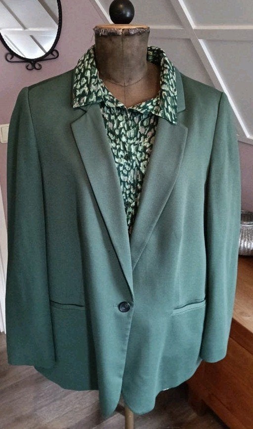 Set: Colbert (52) en Blouse (50) van WE Fashion, WE Fashion, Maat 46/48 (XL) of groter, Ophalen of Verzenden, Zo goed als nieuw