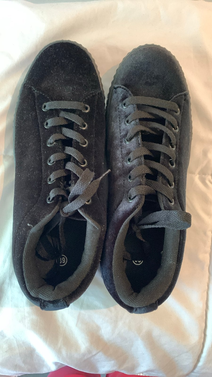 Schoenen met profielzool maat 39, Verzenden, Zwart, Nieuw, Sneakers of Gympen