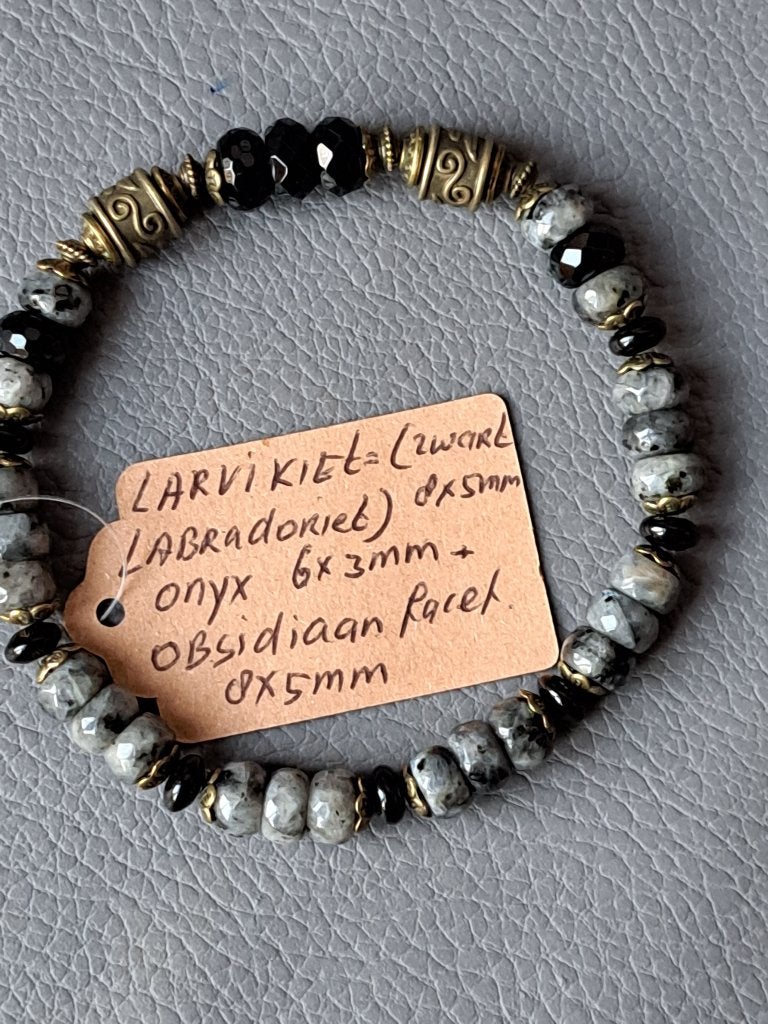 942 edelsteen armband Larvikiet, Onyx en Obsidiaan, Sieraden, Tassen en Uiterlijk, Armbanden, Overige kleuren, Nieuw, Ophalen of Verzenden