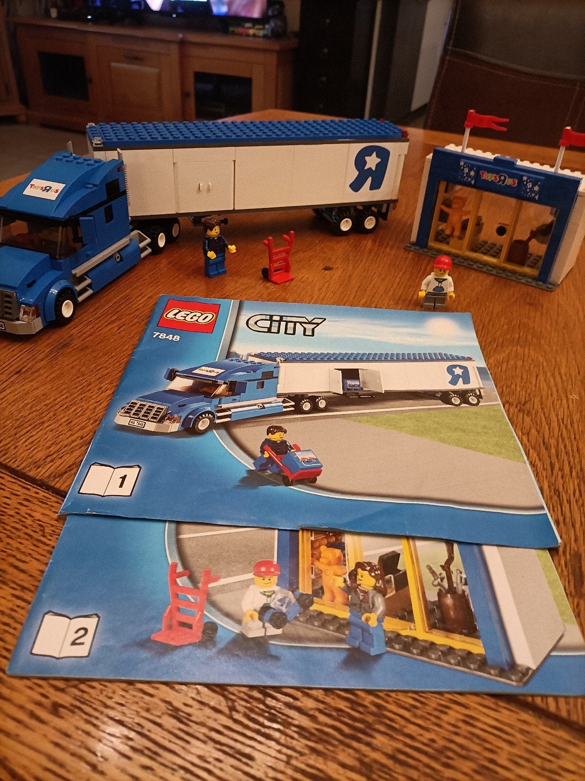 Lego City 7848 Toys R Us Vrachtwagen en Winkel, Compleet, City, Lego, Ophalen of Verzenden