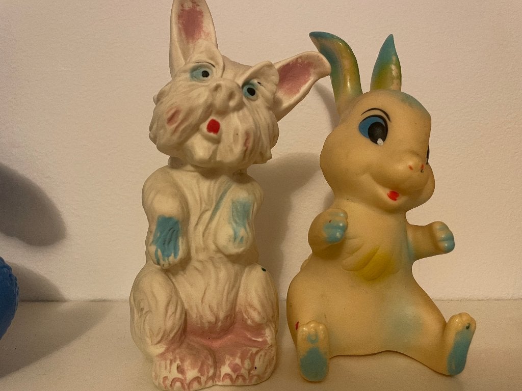set van 2 Vintage Rubberen Piepbeestjes - Konijn/Hondje, Ophalen of Verzenden, Gebruikt
