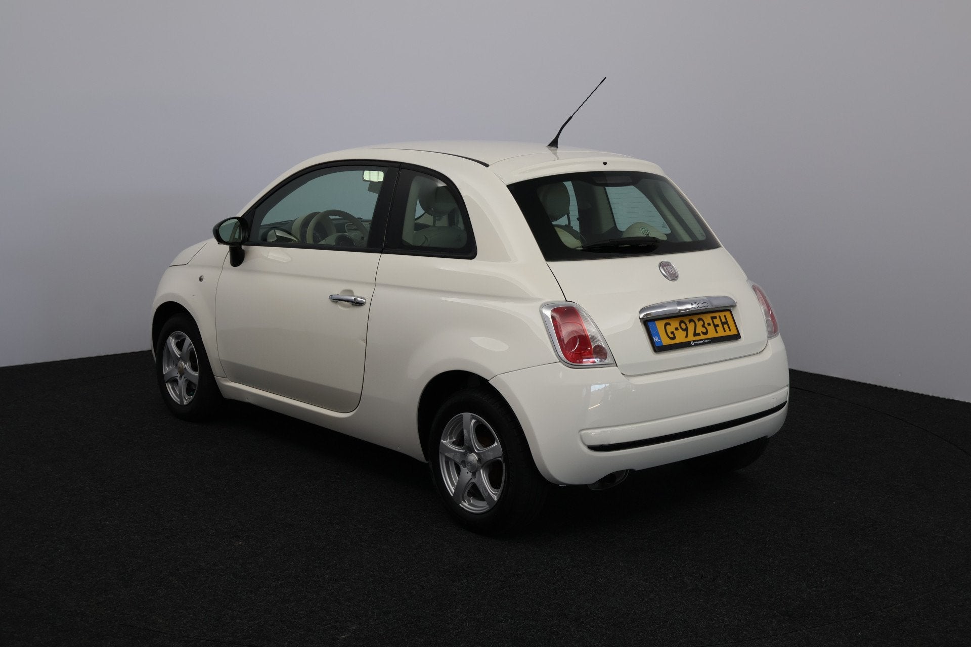 Fiat 500 1.2 Naked/ 4-Cilnder/ 14'' LMV/ Stuurbekr/ C.V. Afs, Auto's, Fiat, Voorwielaandrijving, Stof, Gebruikt, 4 cilinders