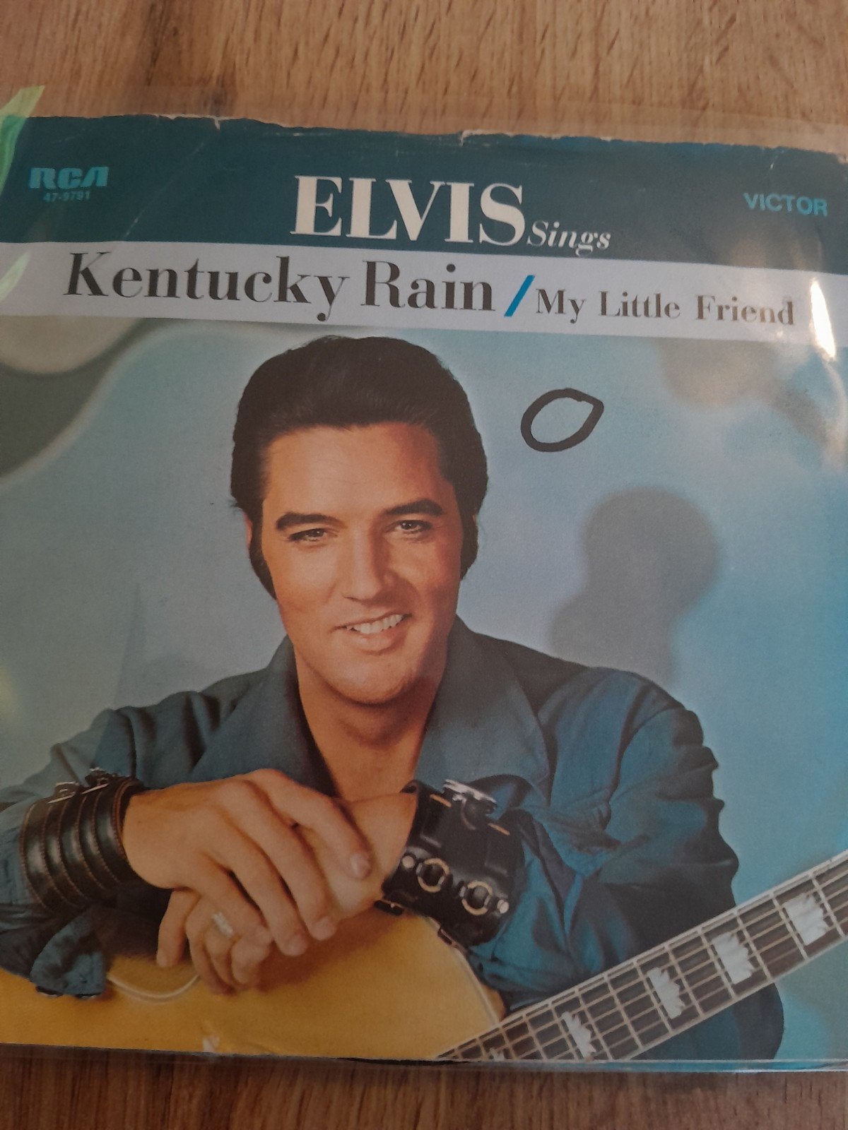 Elvis presley 7inch kentucky rain, Ophalen of Verzenden, Zo goed als nieuw, Pop