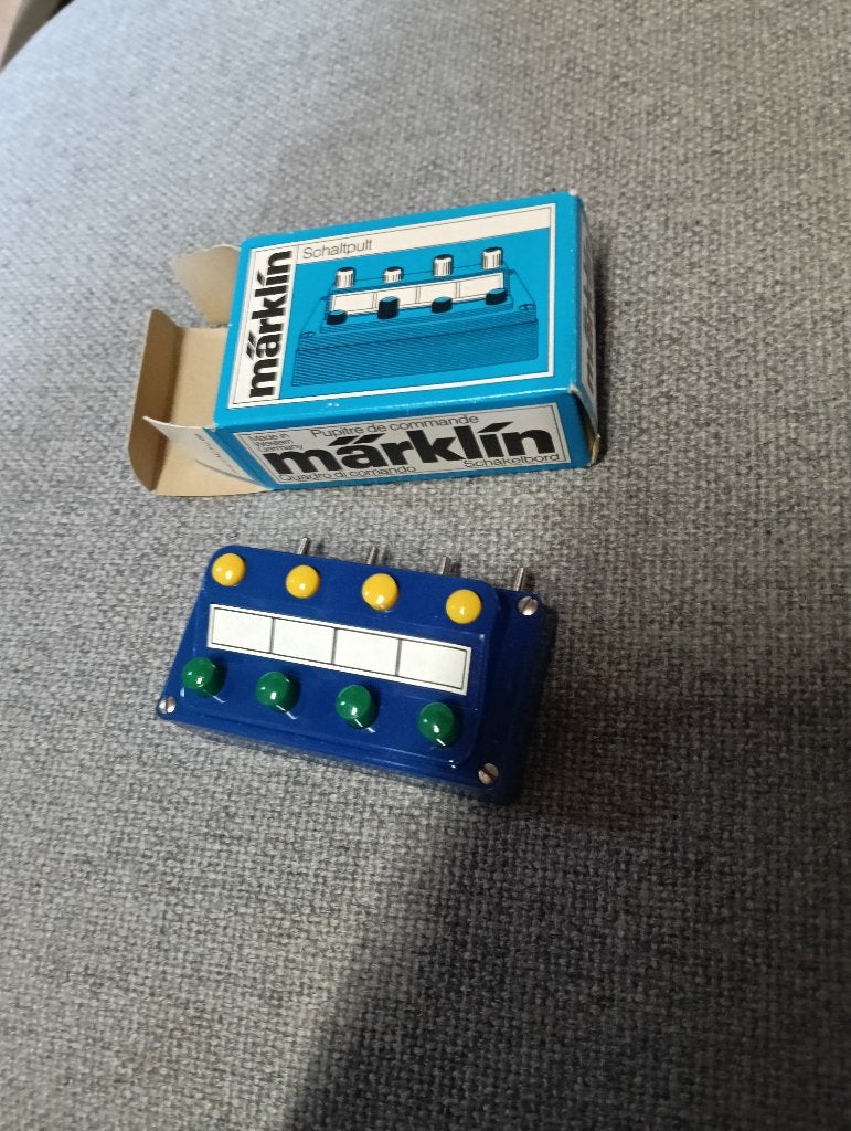 Marklin 7211 schakeldoosje blauw, Wisselstroom, Overige typen, Nieuw, Ophalen of Verzenden