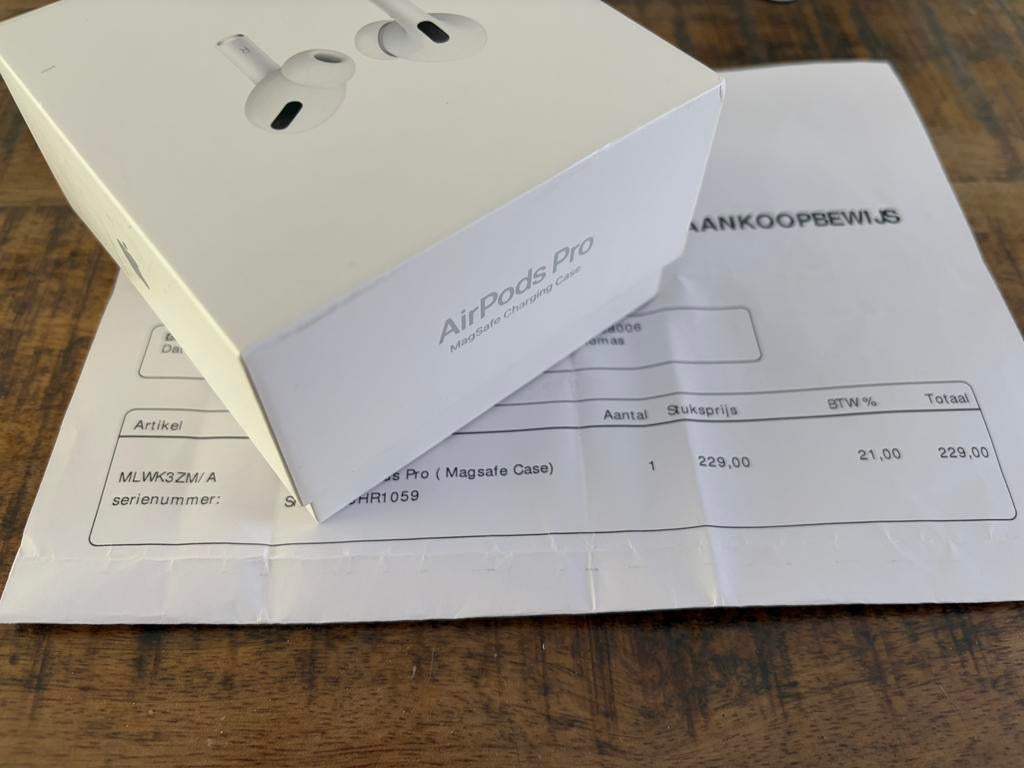 Apple AirPods Pro A2084 met Oplaadcase, Ophalen of Verzenden, Zo goed als nieuw, Draadloos