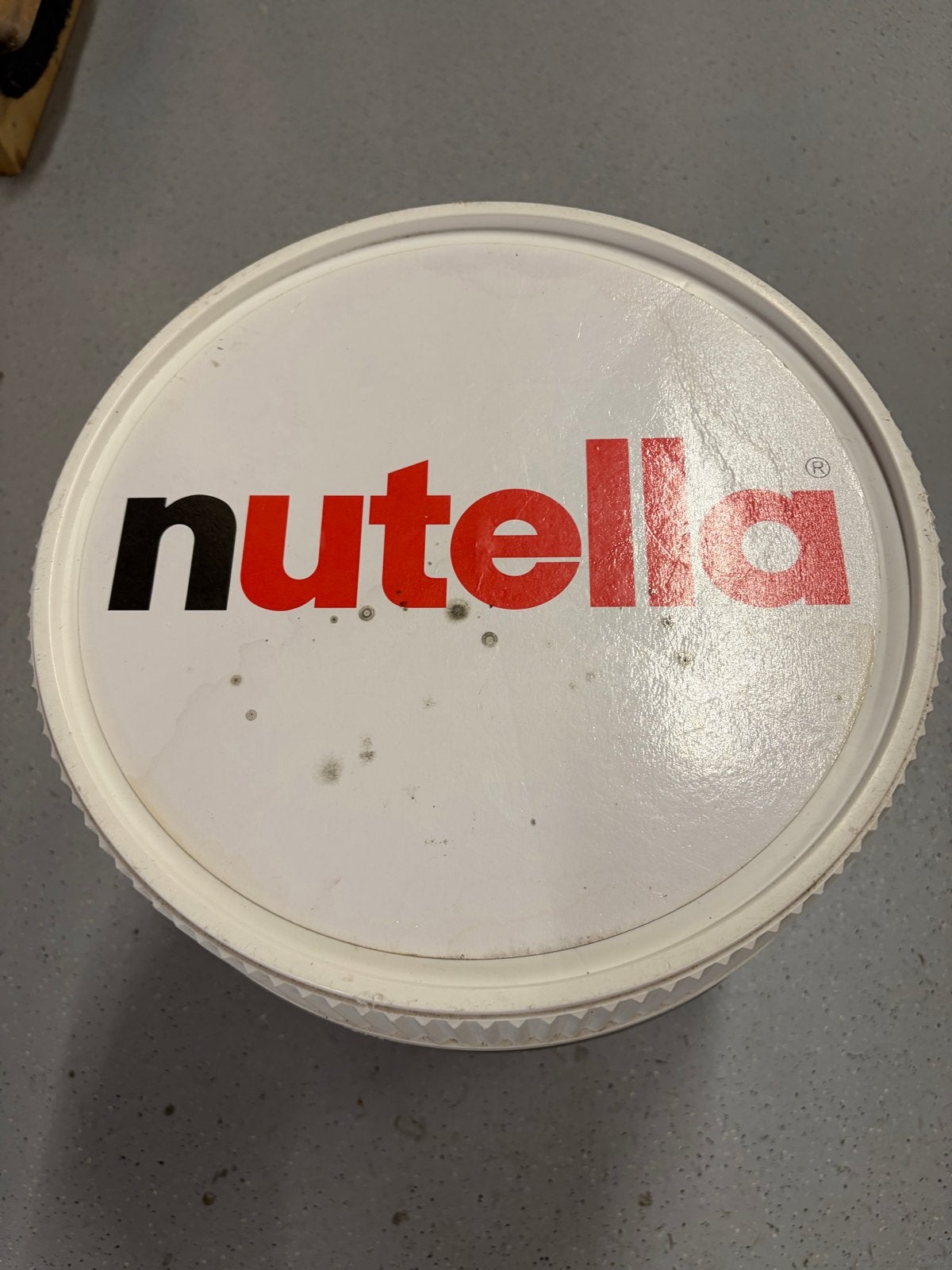 Originele opberg box Nutella/Ferrero supermarkt display., Kunststof, Gebruikt, Rond, Binnen