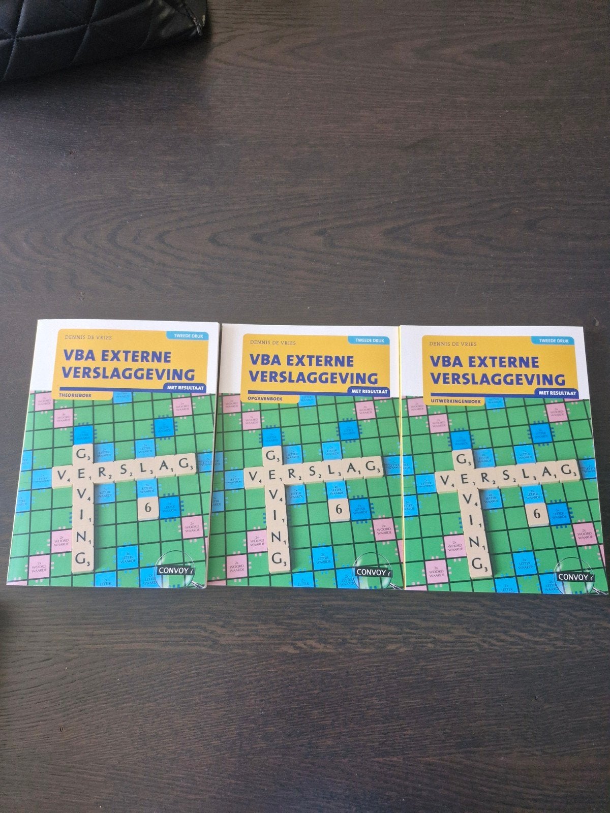 VBA Externe verslaggeving. Theorie, opgave en uitwerking, Boeken, Ophalen of Verzenden, Alpha, Zo goed als nieuw