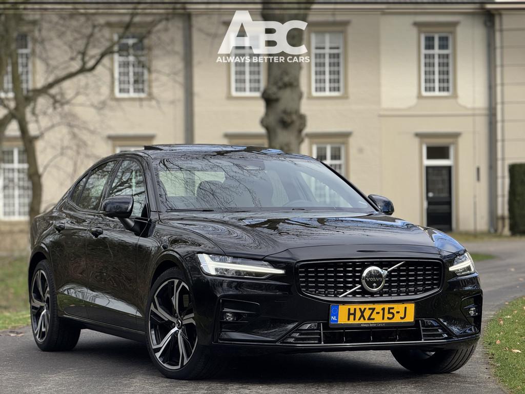 Volvo S60 2.0 B5 R-Design (bj 2024, automaat), 15 km/l, 4 cilinders, 1732 kg, Zwart