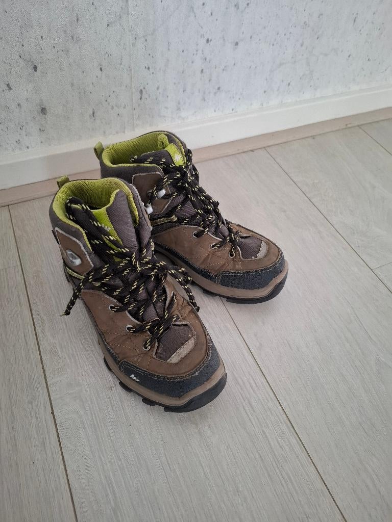 QUECHUA bergwandelschoenen - maat 34, Ophalen of Verzenden, Zo goed als nieuw, Schoenen