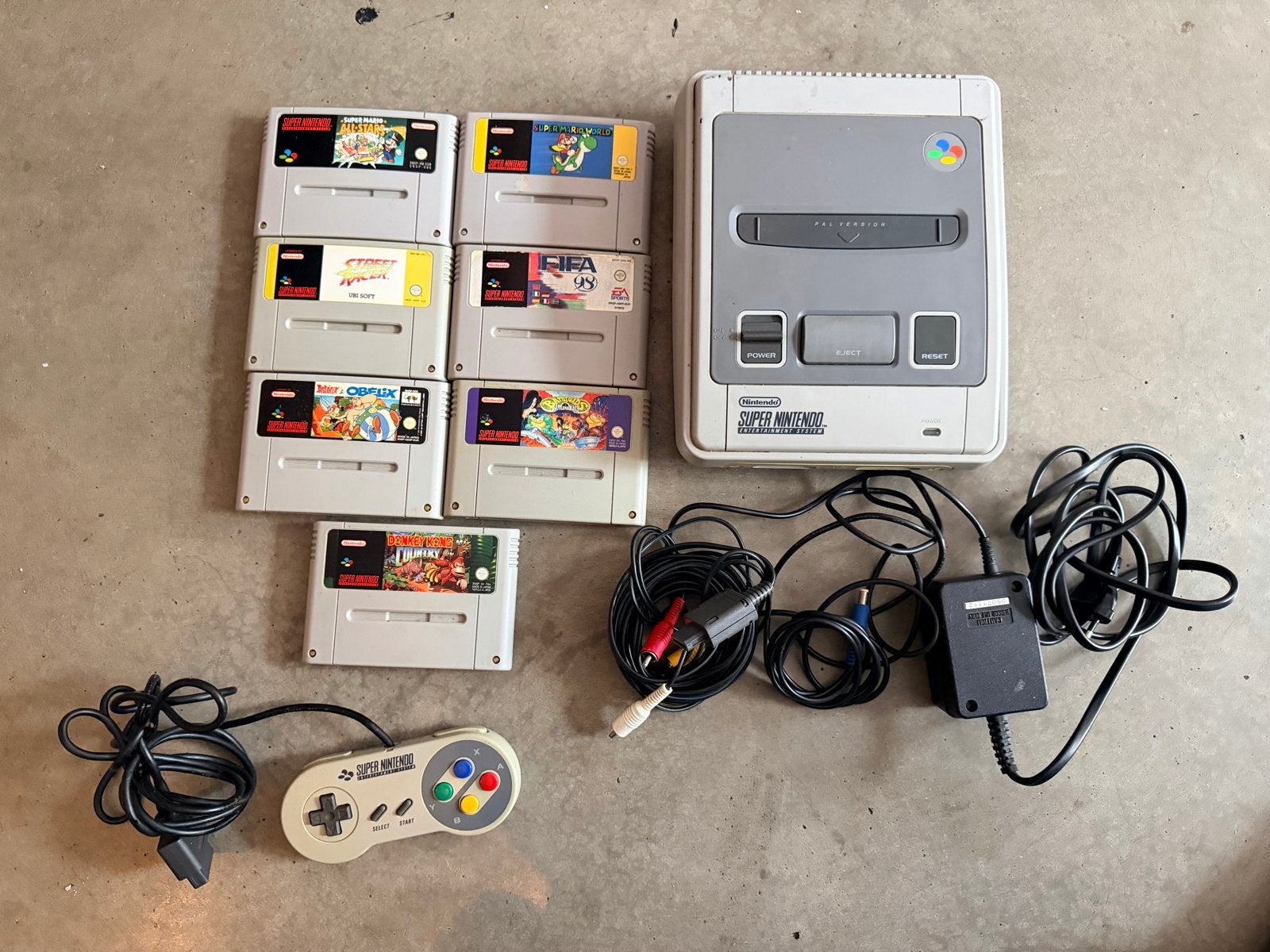Super Nintendo Entertainment System met 7 games en controlle, Spelcomputers en Games, Ophalen of Verzenden, Gebruikt, Met 1 controller