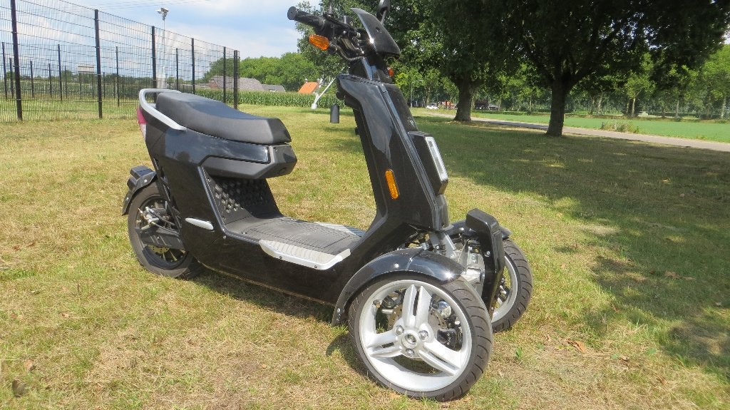 Move V28 scootmobiel, Ophalen, Zo goed als nieuw, 46 km of meer, 16 km/u of meer