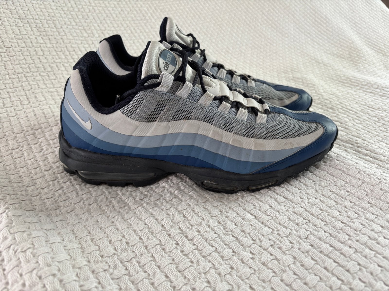 Nike Air Max 95 Ultra Essential 'Coastal Blue ‘ - maat 45, Ophalen of Verzenden, Gedragen, Blauw, Sneakers of Gympen