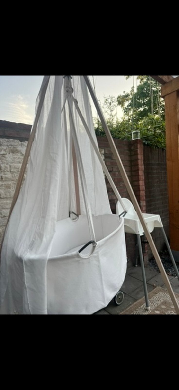 Leuke leander hangwieg op poot te koop met matras en klamboe, Ophalen, Gebruikt, Buiten
