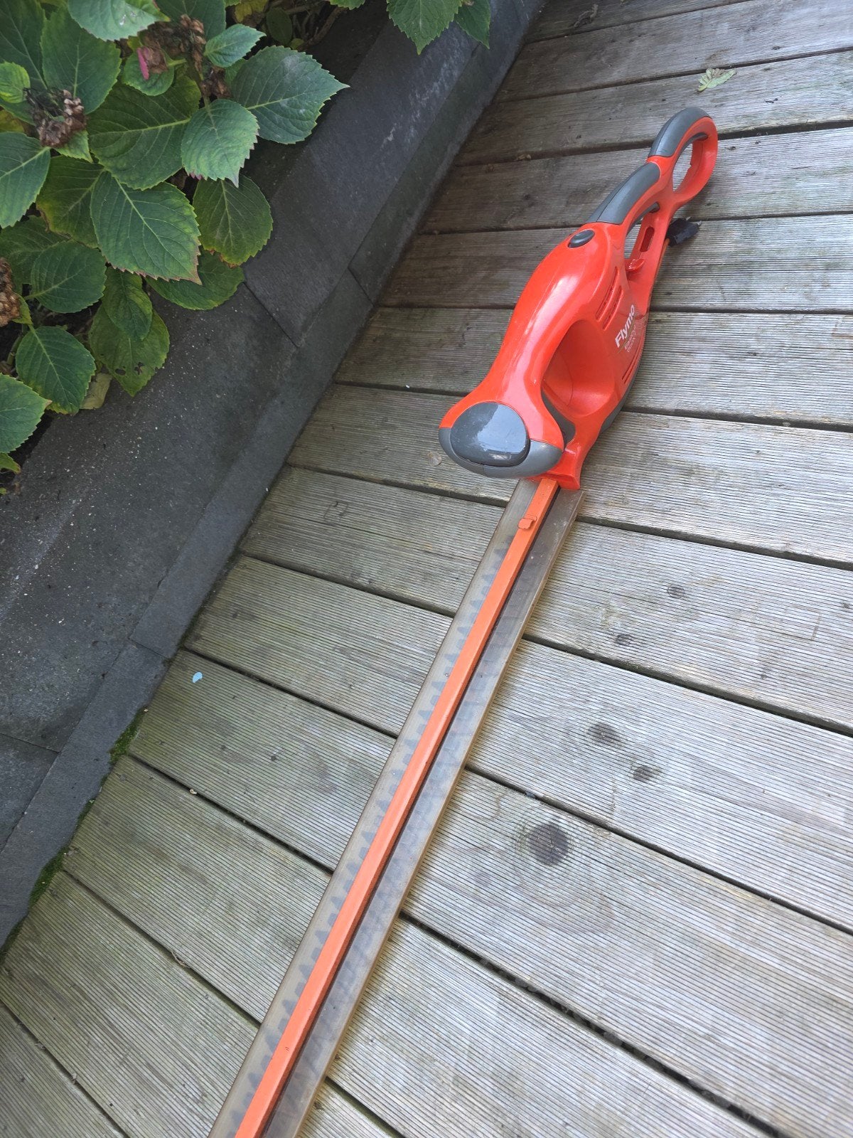 Flymo EasyCut 600XT elektrische heggenschaar, Ophalen of Verzenden, Gebruikt, Elektrisch, Flymo