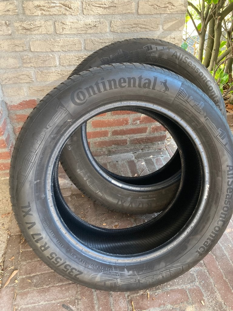 2x Autoband 235 55 17 (50 euro), Ophalen, Gebruikt