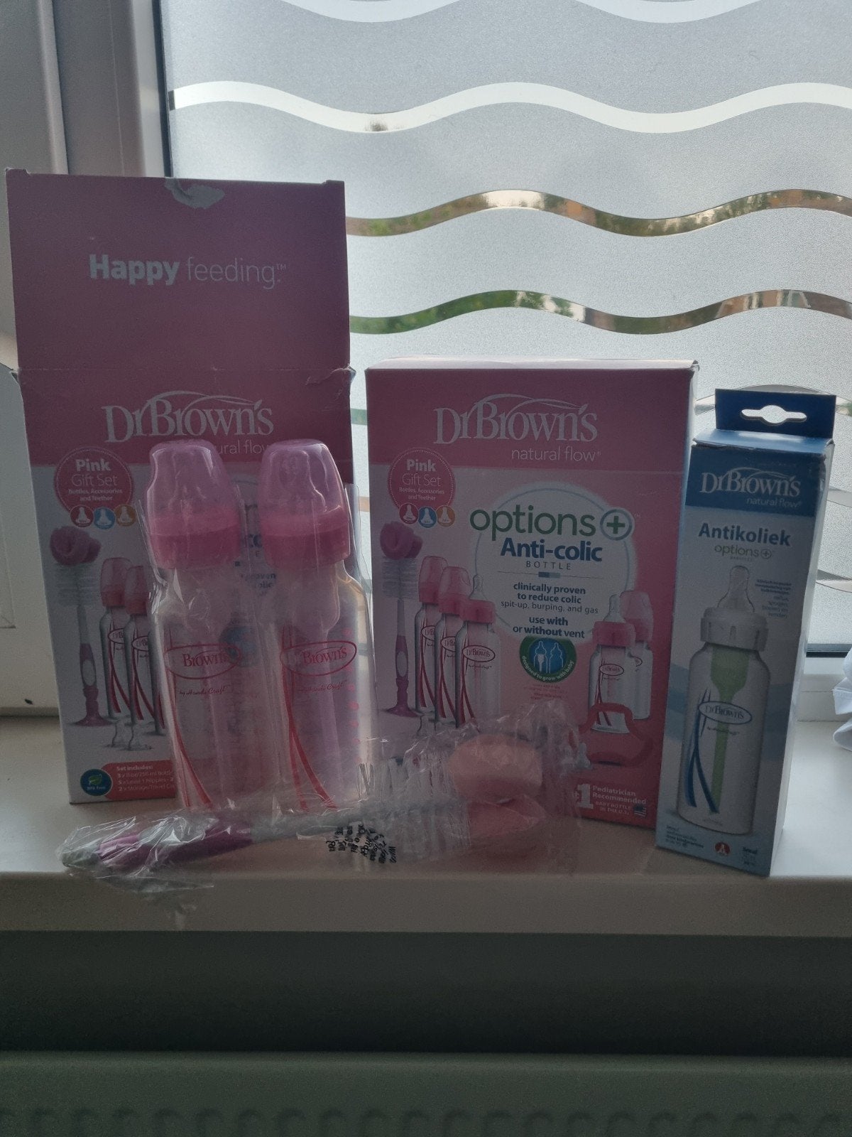 Dr. Brown's Pink Gift Set en Antikoliek fles, Ophalen, Zo goed als nieuw, Babyfles, Dr. Brown's