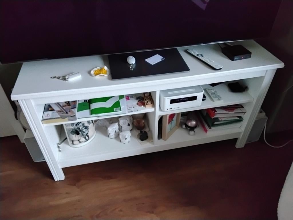 Tv kast, Ophalen