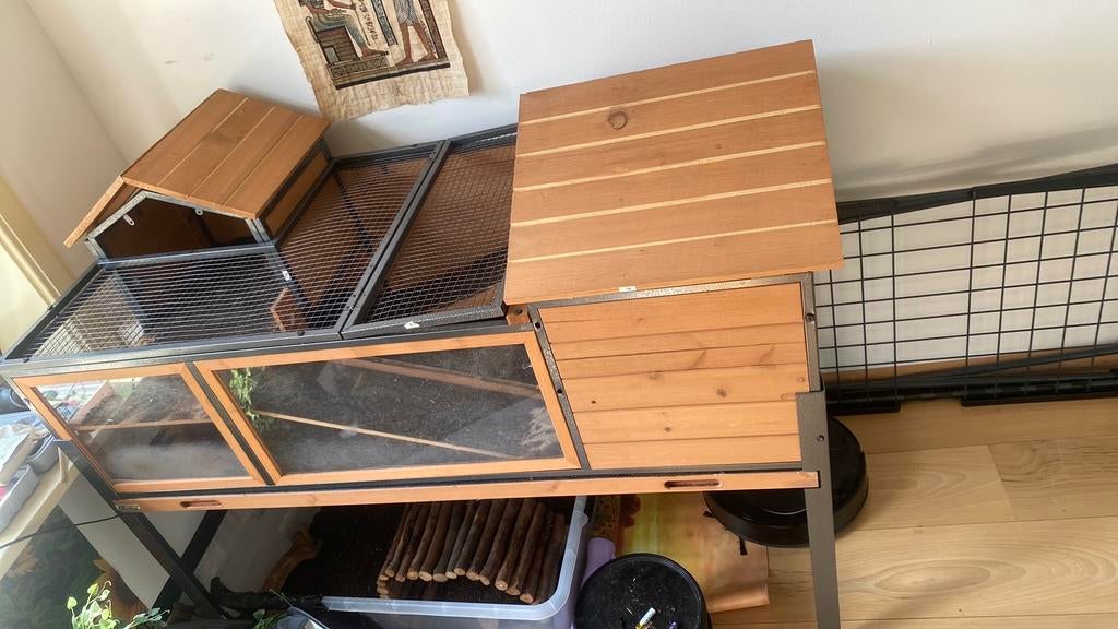 Reptile/rabbit terrarium, Kooi, Zo goed als nieuw, 75 tot 110 cm, Ophalen