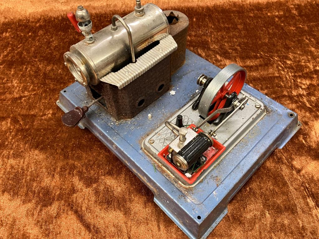 Wilesco stoommachine, Verzenden