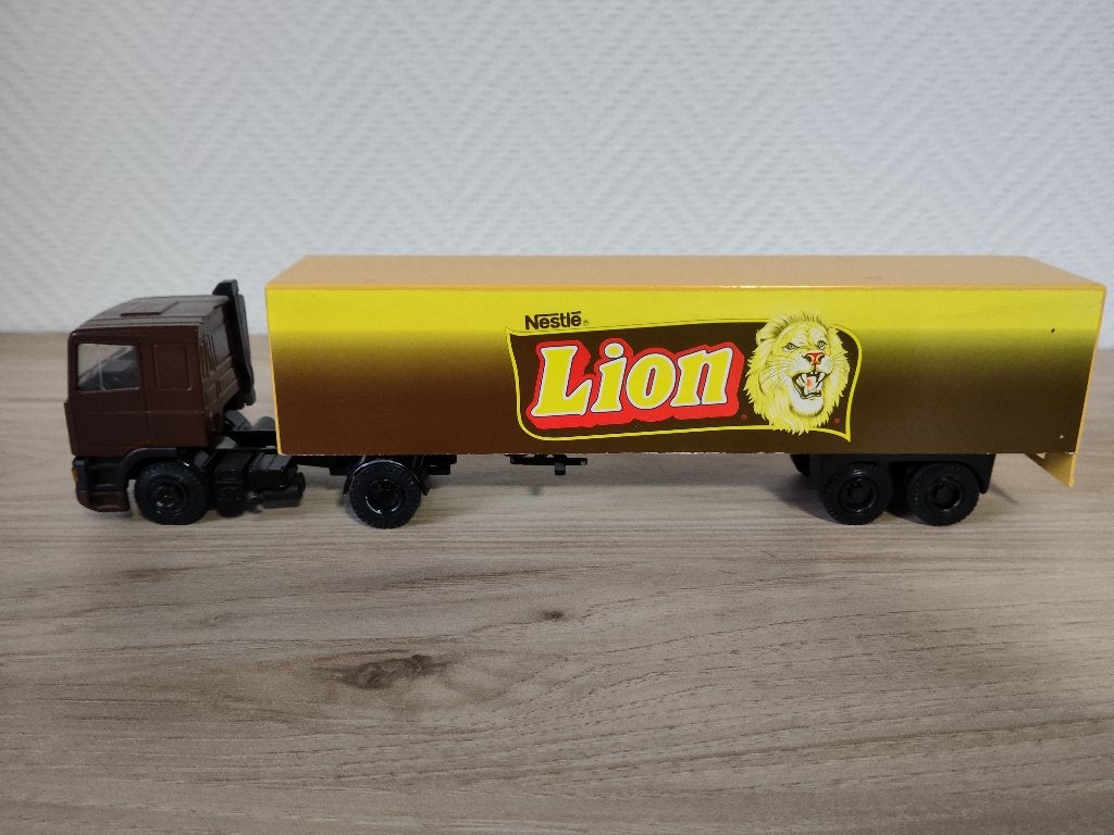 62. Lion Toys Lion, Ophalen of Verzenden, Zo goed als nieuw, Bus of Vrachtwagen, Lion Toys