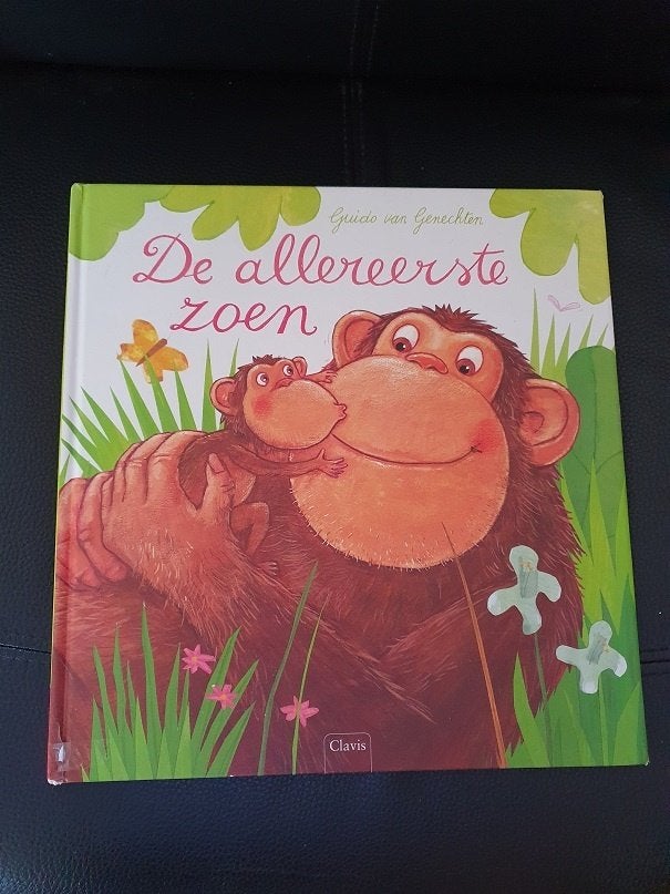 De allereerste zoen van Guido van Genechten  , Ophalen of Verzenden, Gelezen, Fictie algemeen