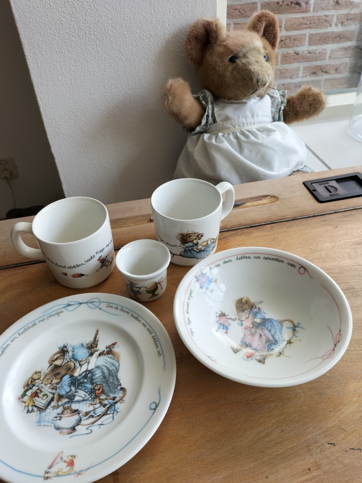 Vera de Muis en kinderservies, Ophalen, Nieuw, Overige stijlen, Kop(pen) en/of Schotel(s)