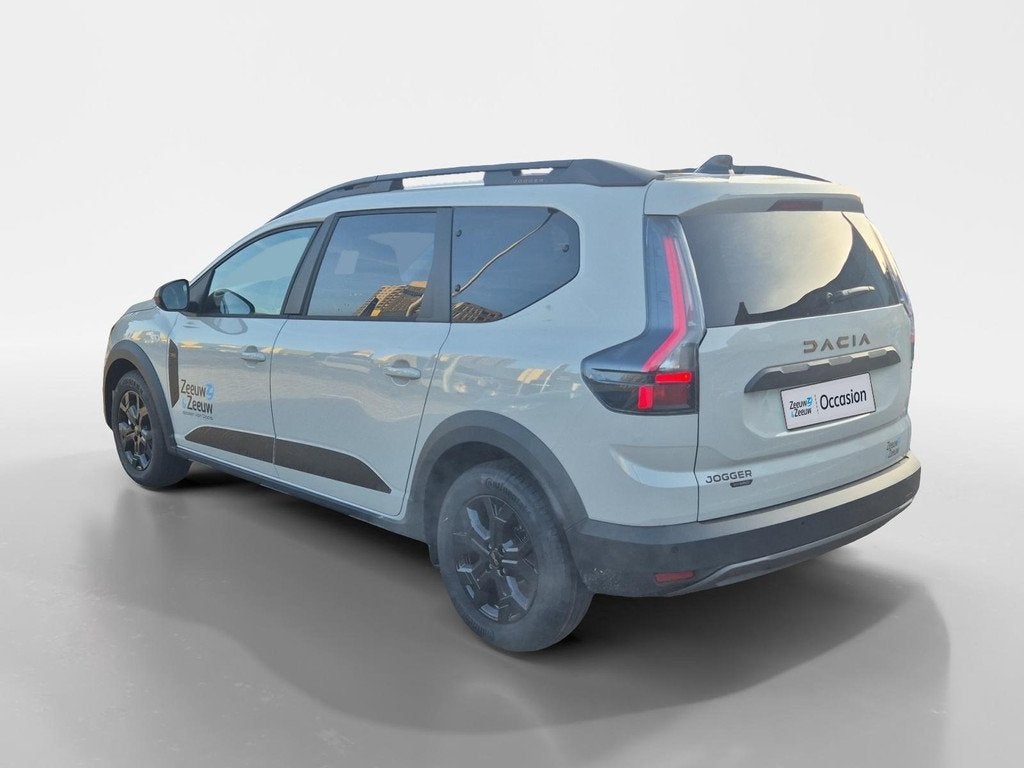 Dacia Jogger 1.8 hybrid 155 limited edition 7p. | LMV | 7 pe, Auto's, Dacia, 12 maanden, Euro 6, 7 stoelen, Origineel Nederlands