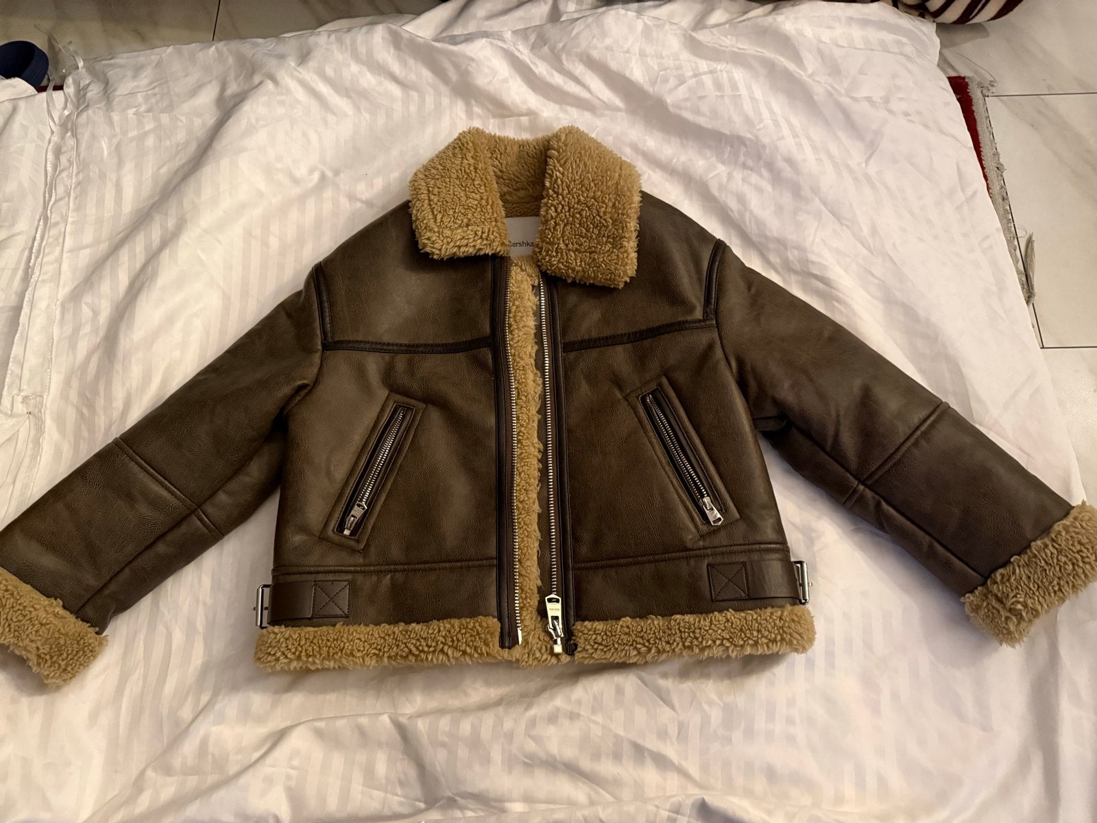 Bershka bruine pilotenjas met teddy voering, Ophalen of Verzenden, Nieuw, Maat 38/40 (M), Bruin