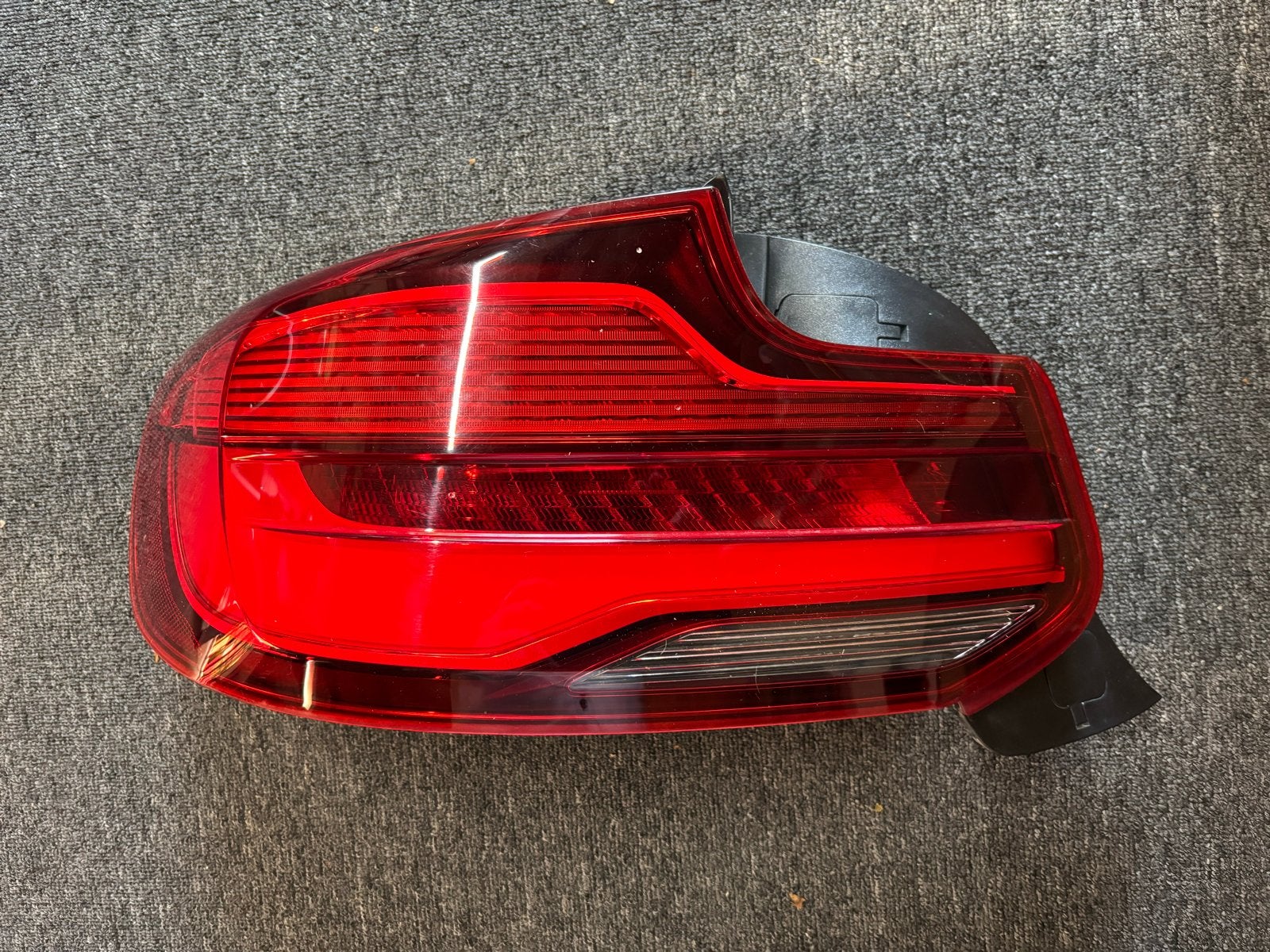 BMW 2 Serie F22 F23 Achterlicht Links LED, Ophalen, Gebruikt, BMW