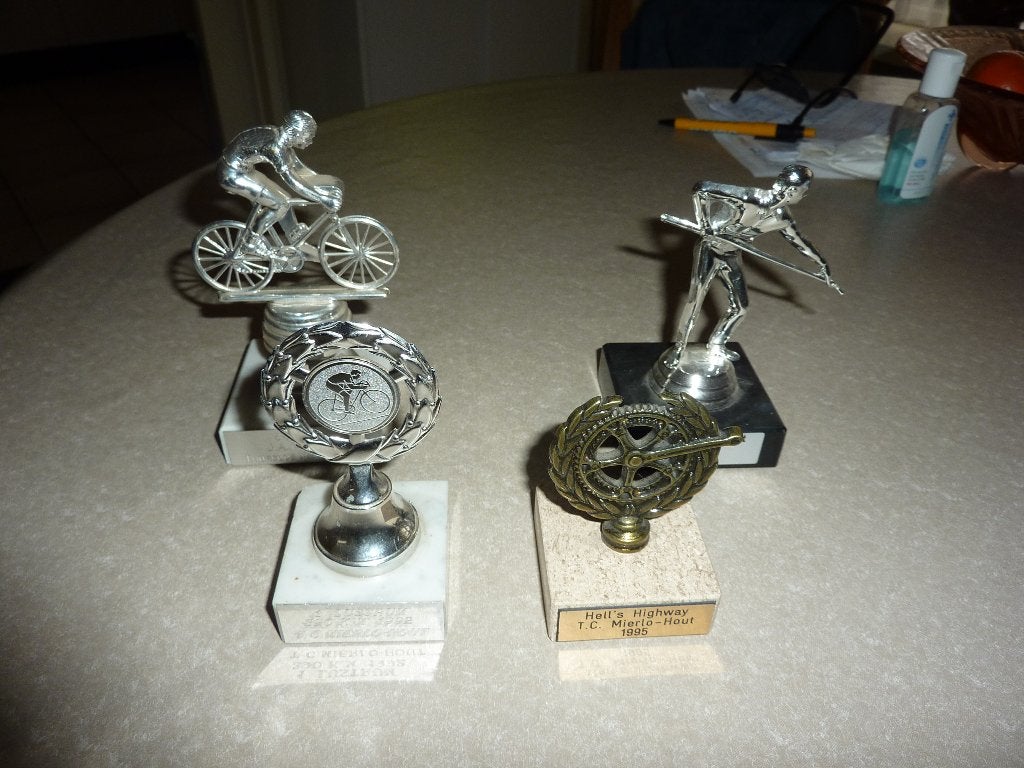 vintage sportprijsjes wielrennen-biljarten, Ophalen of Verzenden, Zo goed als nieuw