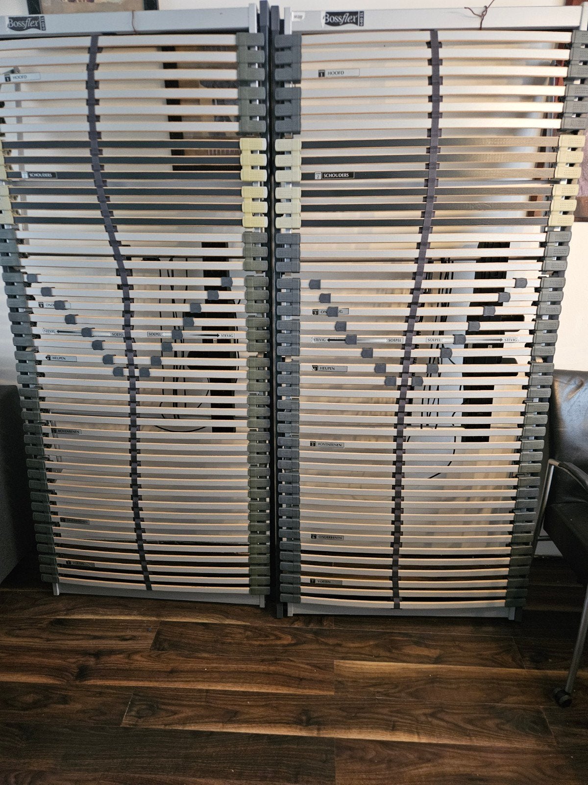 2x Bossflex 640 EL Elektrische verstelbare bodems 90x200cm, Huis en Inrichting, Ophalen, Gebruikt, 90 cm, Tweepersoons
