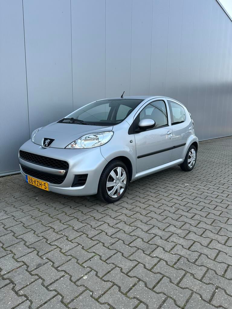 Peugeot 107 1.0 5DR  Grijs *Airco NAP 100.000 Km nieuwe apk, Voorwielaandrijving, 4 stoelen, 68 pk, Origineel Nederlands