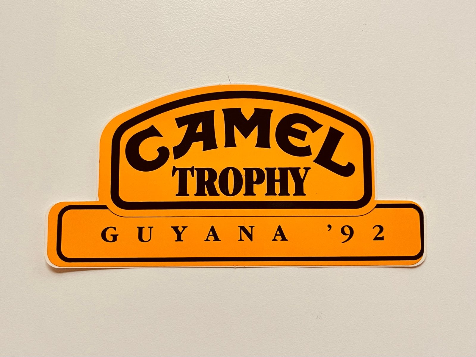 Camel Trophy Guyana 1992 sticker - Nieuwstaat, Verzamelen, Ophalen of Verzenden, Nieuw, Sport