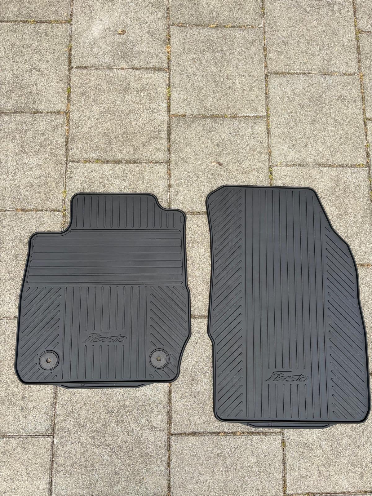 Ford fiests automatten NIEUW, Auto diversen, Automatten, Ophalen of Verzenden, Nieuw