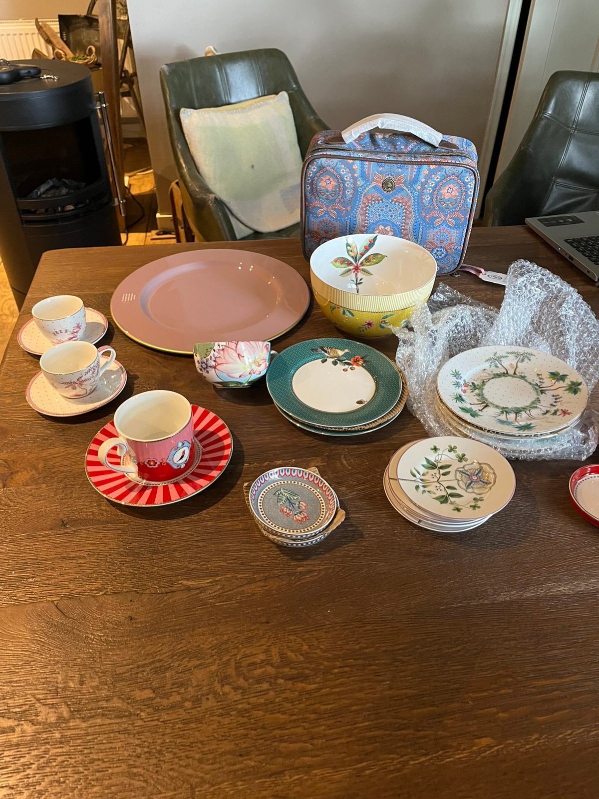 Pip studio servies nieuw., Nieuw, Ophalen of Verzenden, Overige stijlen, Kop(pen) en/of Schotel(s)