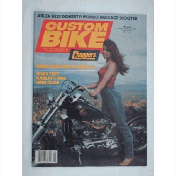 Costum Bike Choppers Tijdschrift 1982 Augustus #1 Engels, Boeken, Auto's | Folders en Tijdschriften, Gelezen, Overige merken, Ophalen of Verzenden