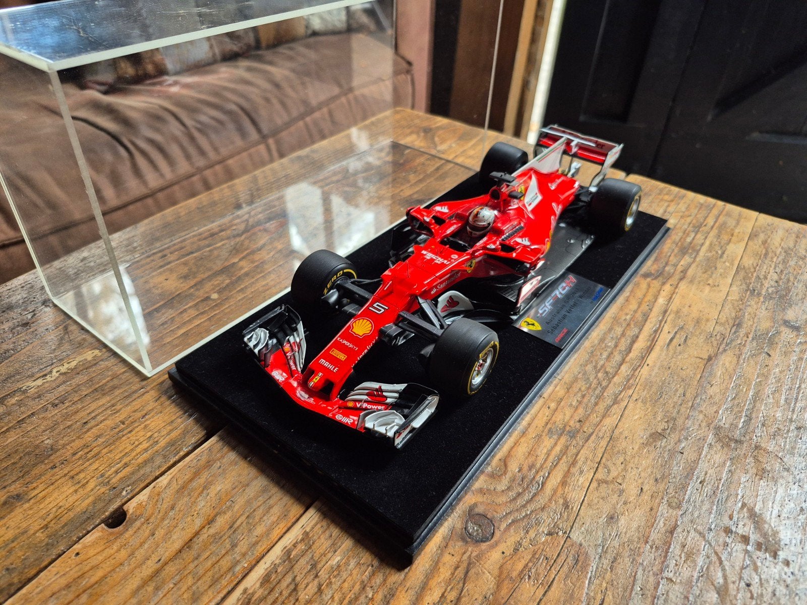 Looksmart Sebastian Vettel 1:18, Auto, Groter dan 1:32, Zo goed als nieuw, Ophalen