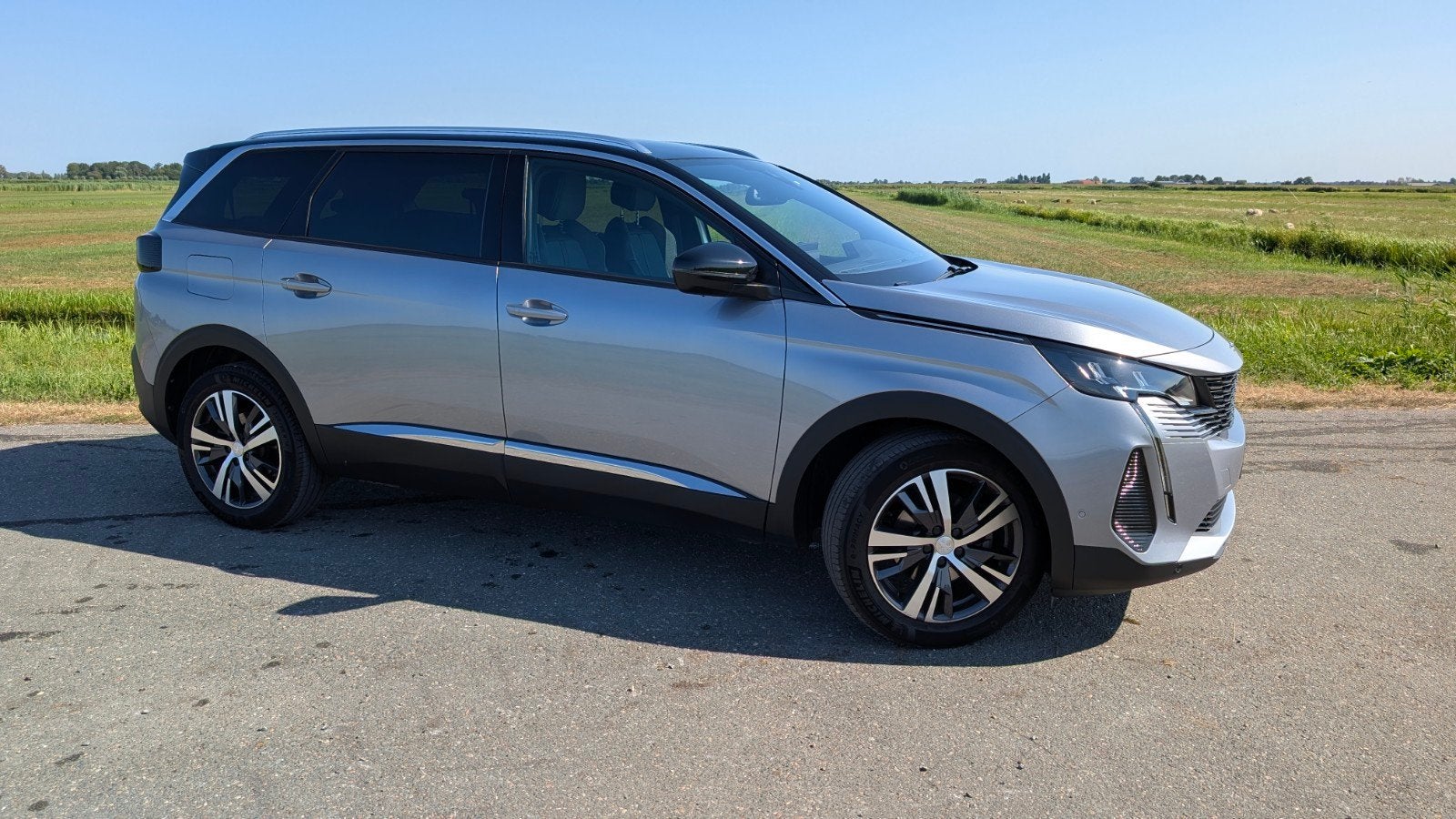 Peugeot 5008 1.2 Puretech 130pk S&S 2023 Grijs, 15 km/l, 1199 cc, Origineel Nederlands, 75 €/maand
